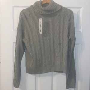 Olive and Oak turtleneck sweater size large